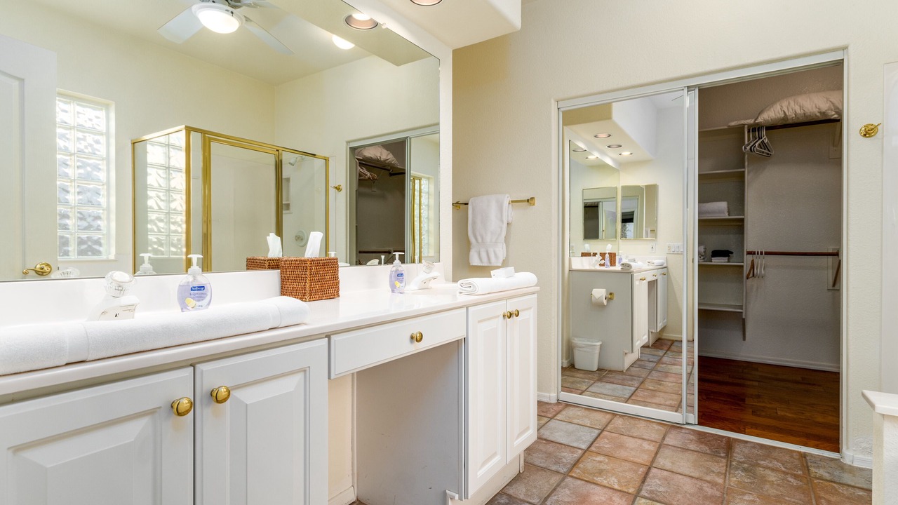 Photo of Bathroom in The Bluffs