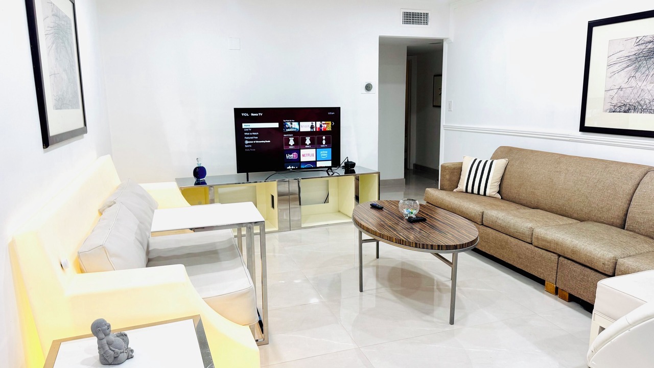 Photo of Livingroom in Beverly Green