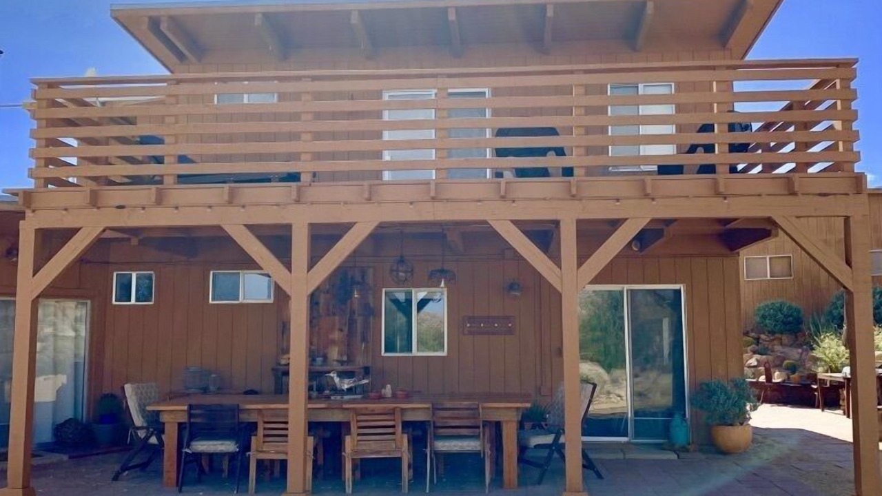 Photo of Outdoor in Monument Manor