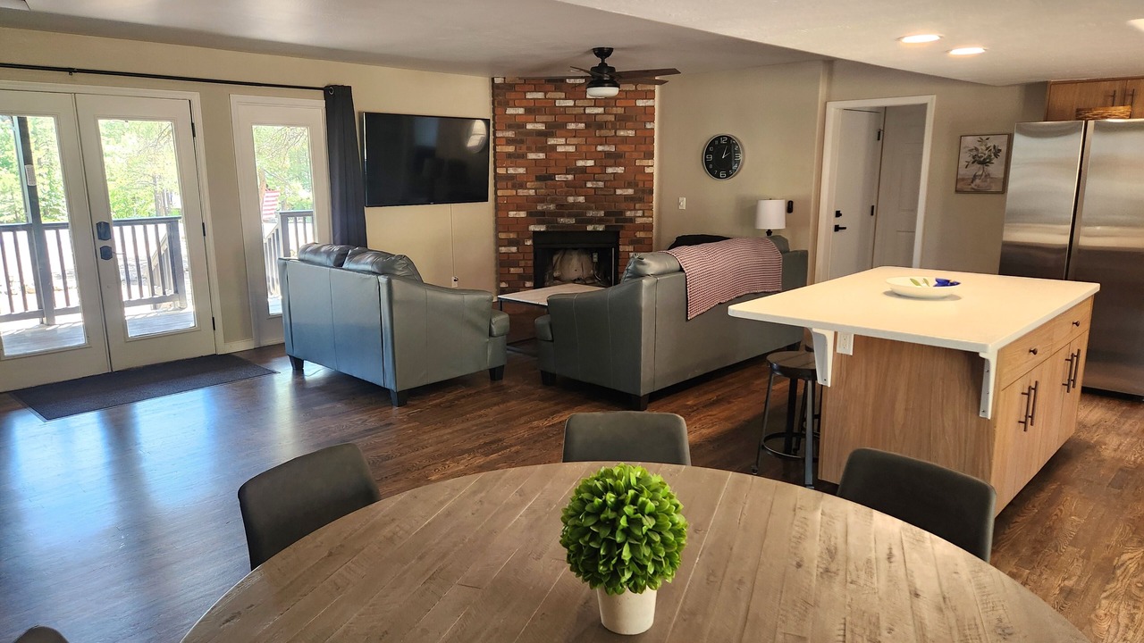 Photo of Bedroom in Munds Park