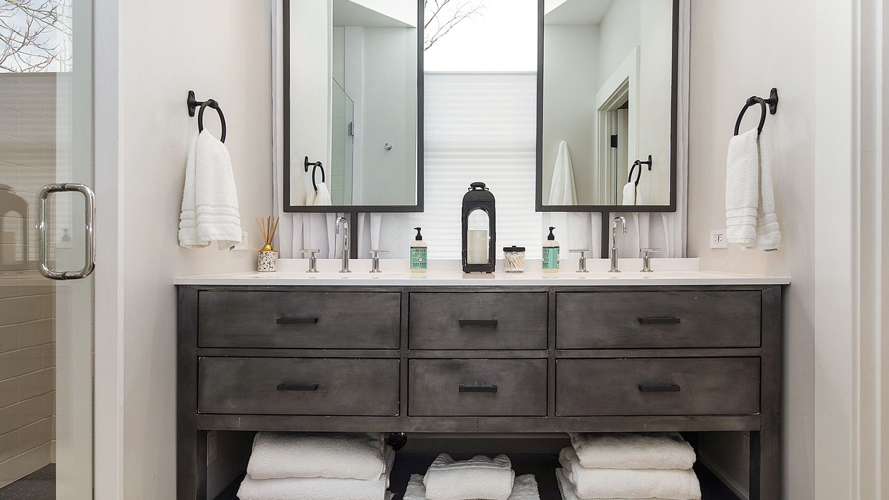 Photo of Bathroom in St. Helena