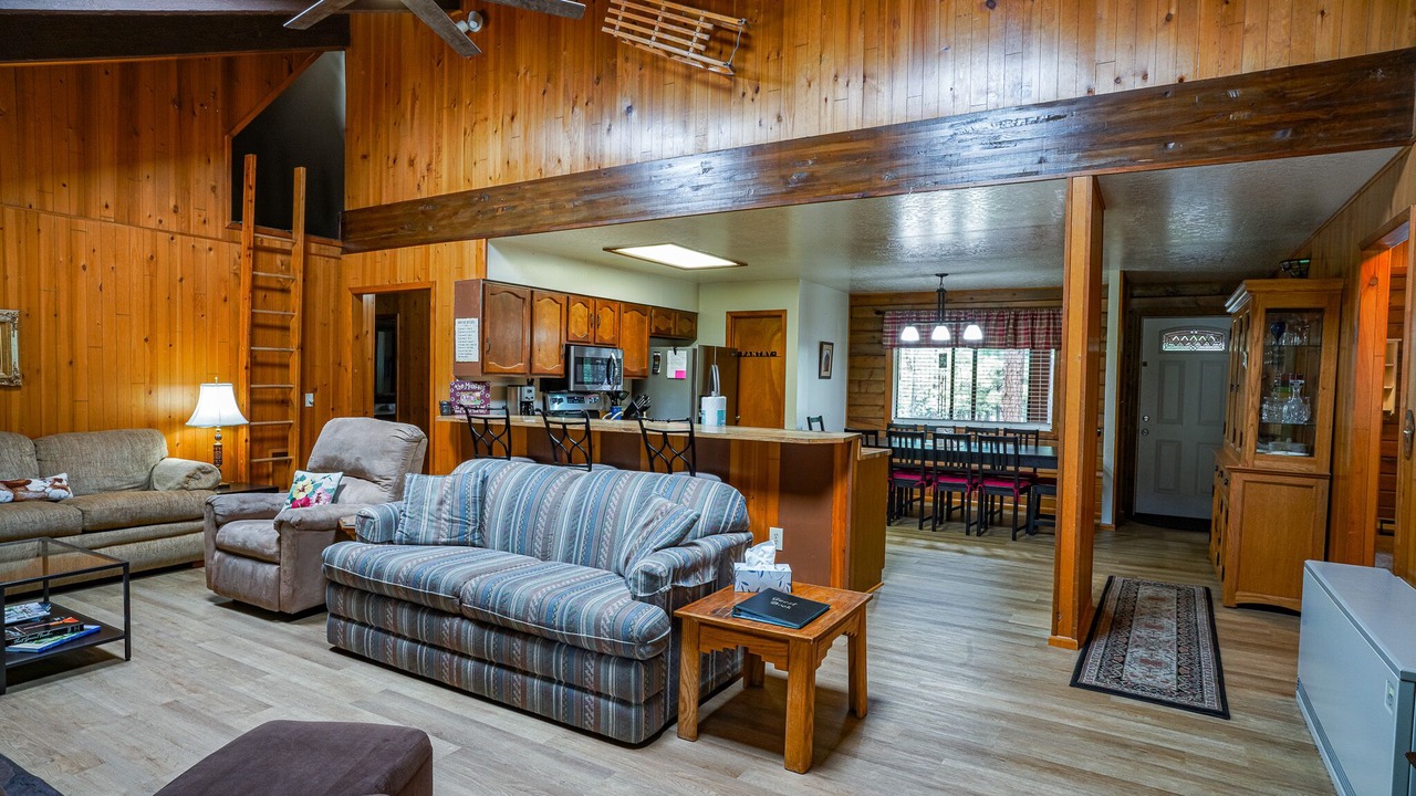 Photo of Livingroom in Pinetop