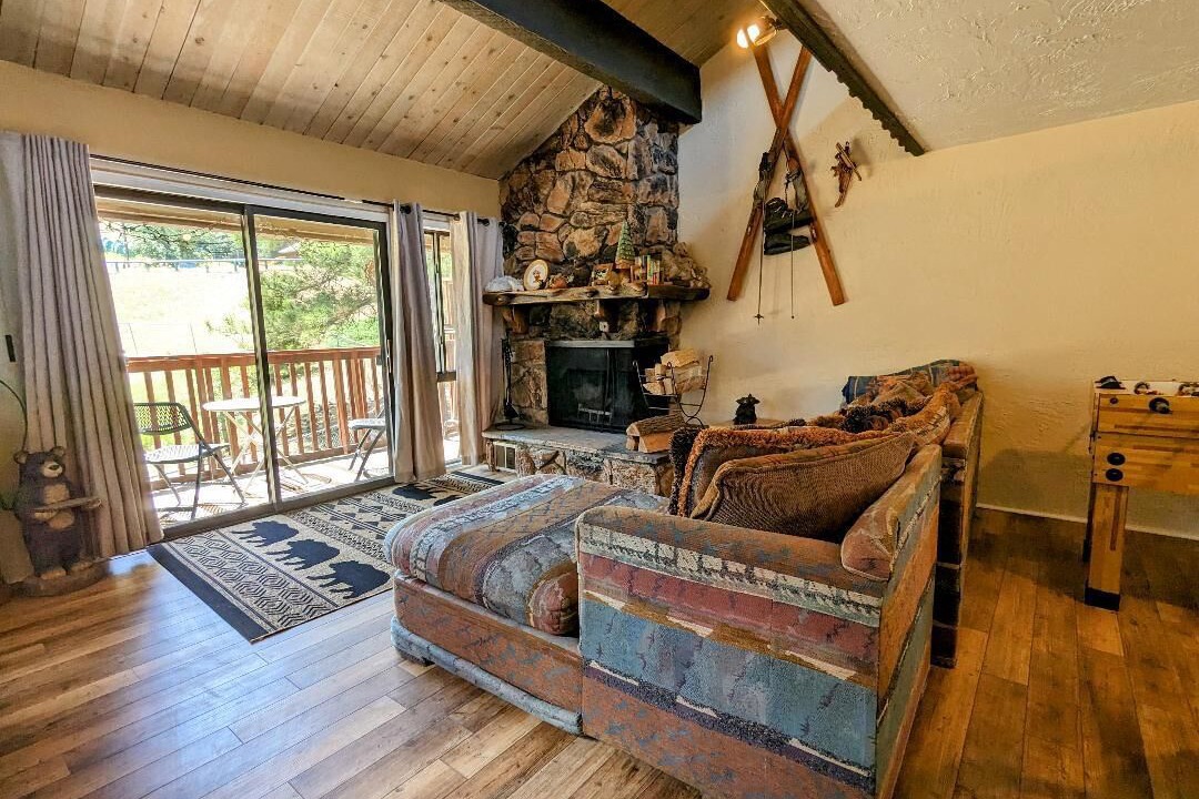 Photo of Livingroom in Big Bear Lake