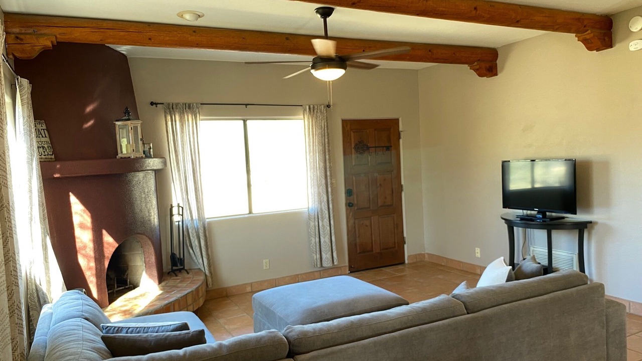 Photo of Livingroom in Tanque Verde