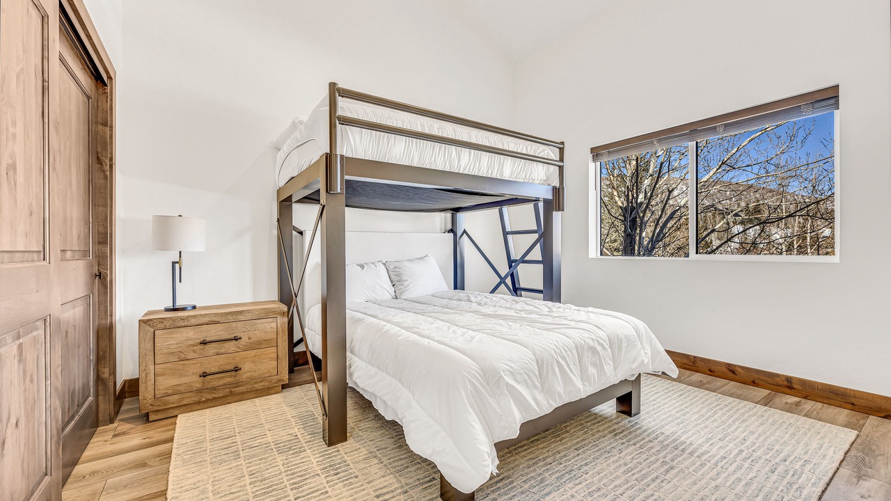 Photo of Bedroom in Deer Valley