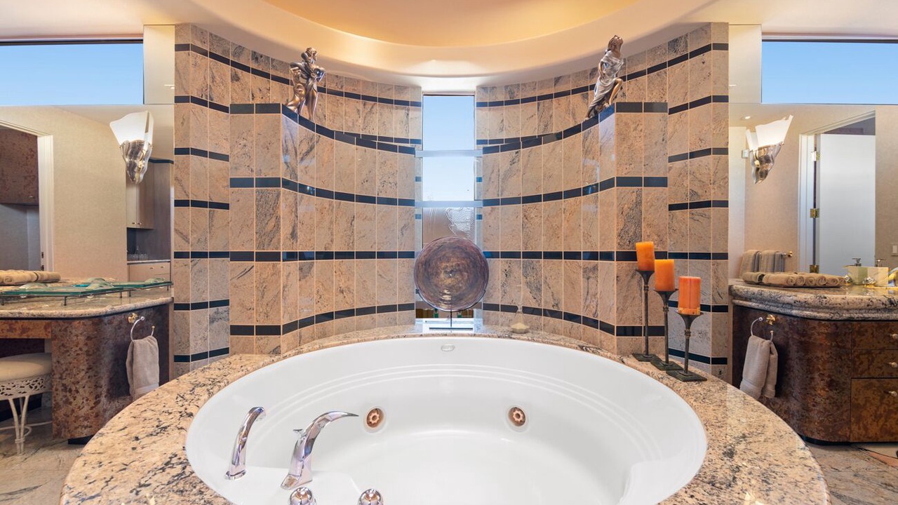 Photo of Bathroom in La Quinta