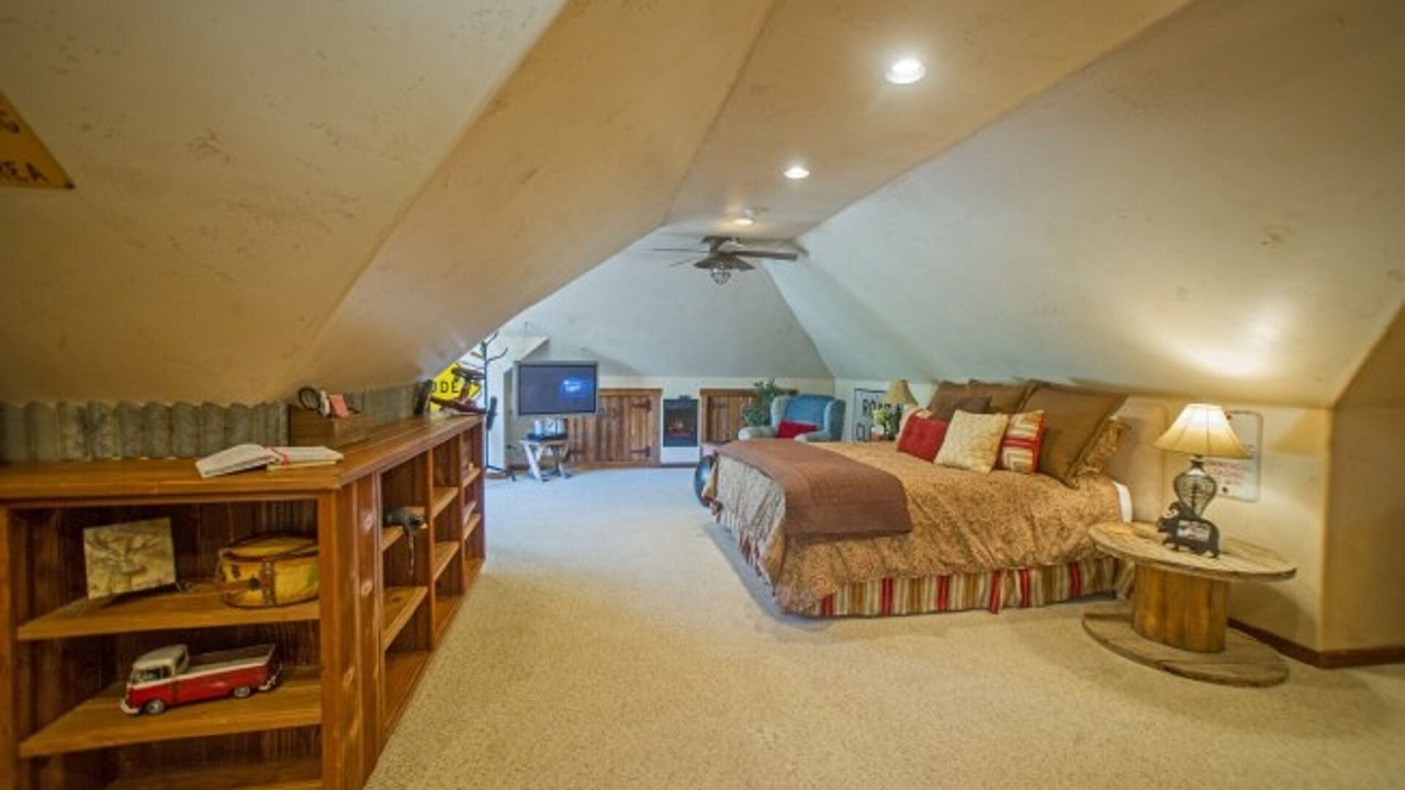 Photo of Bedroom in Three Rivers