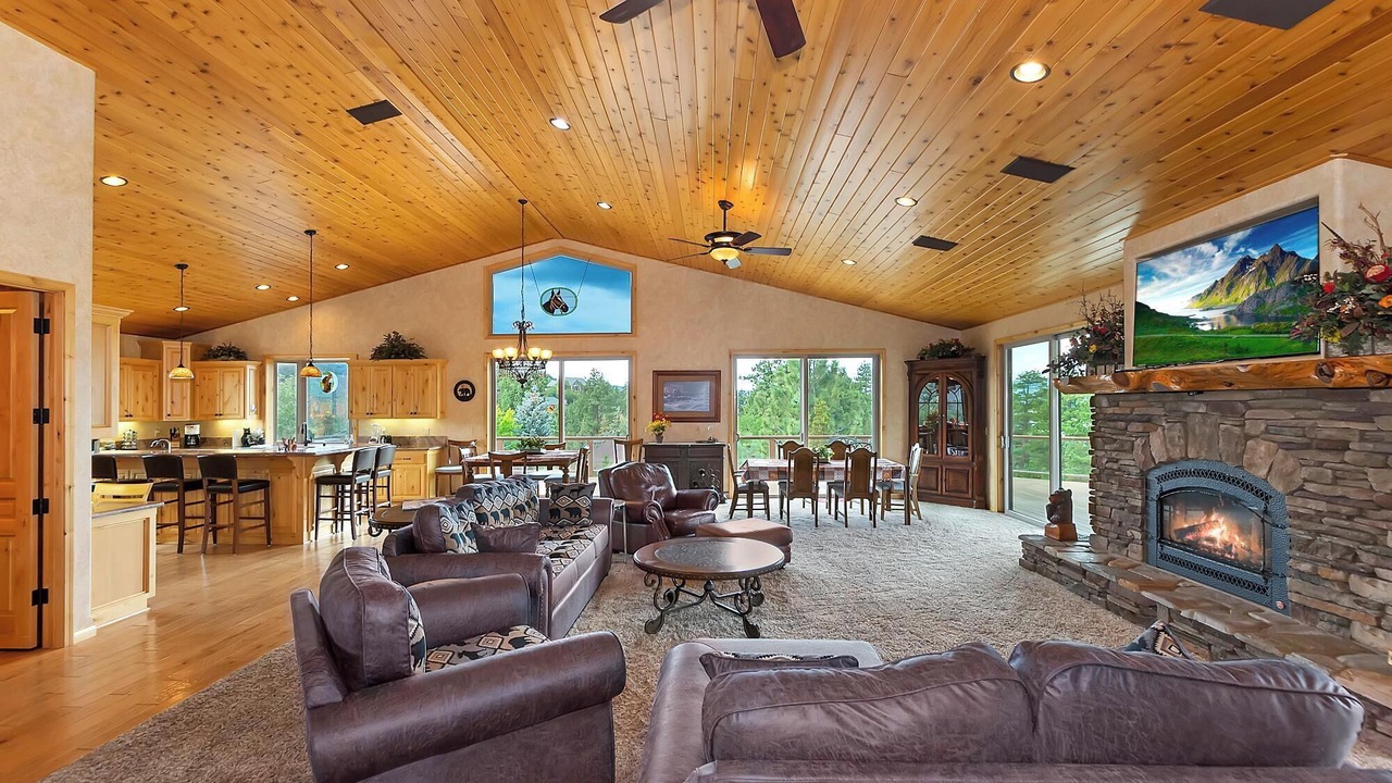 Photo of Others in Castle Glen Estates