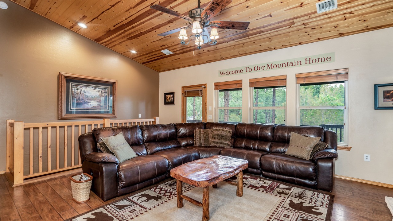 Photo of Livingroom in Show Low