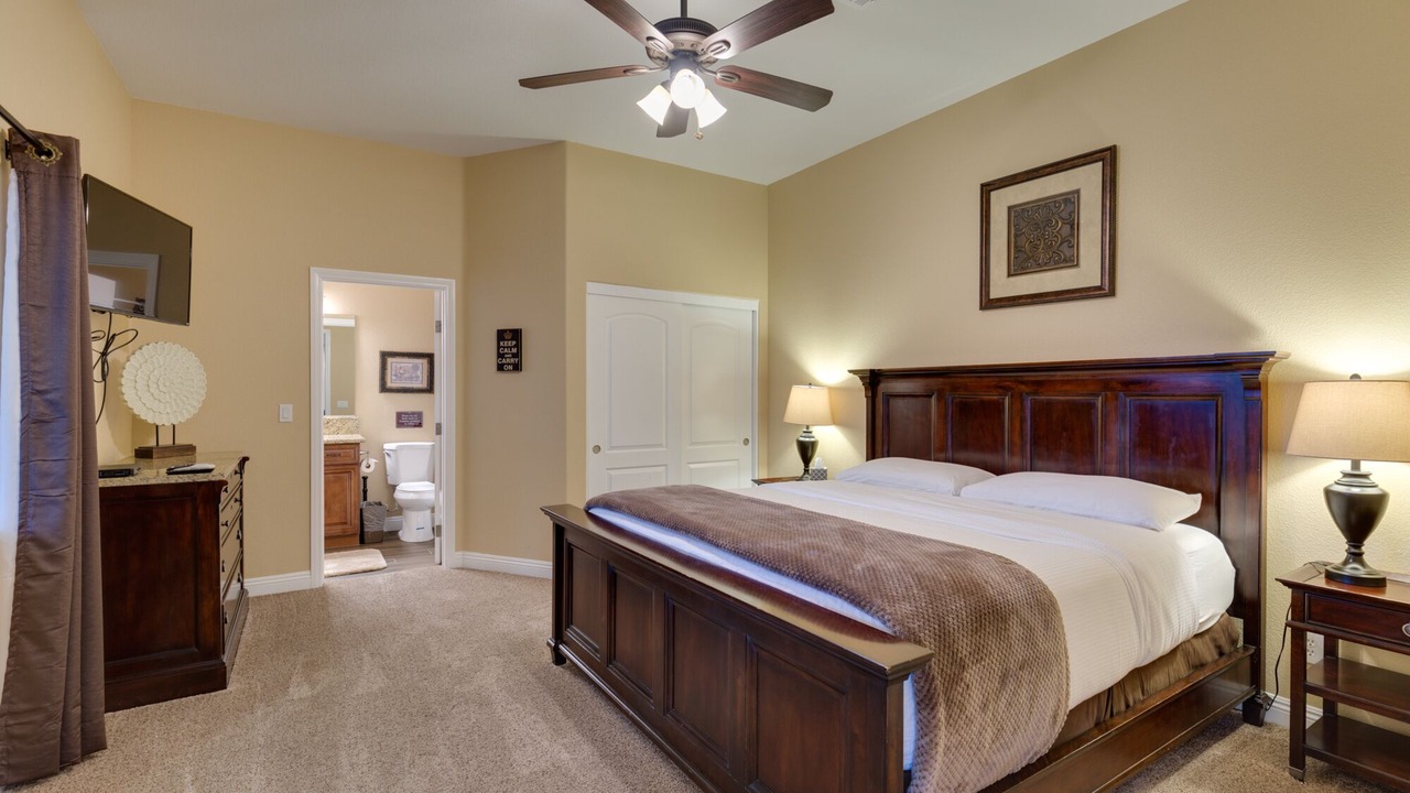 Photo of Bathroom in Royal Crest Rancheros