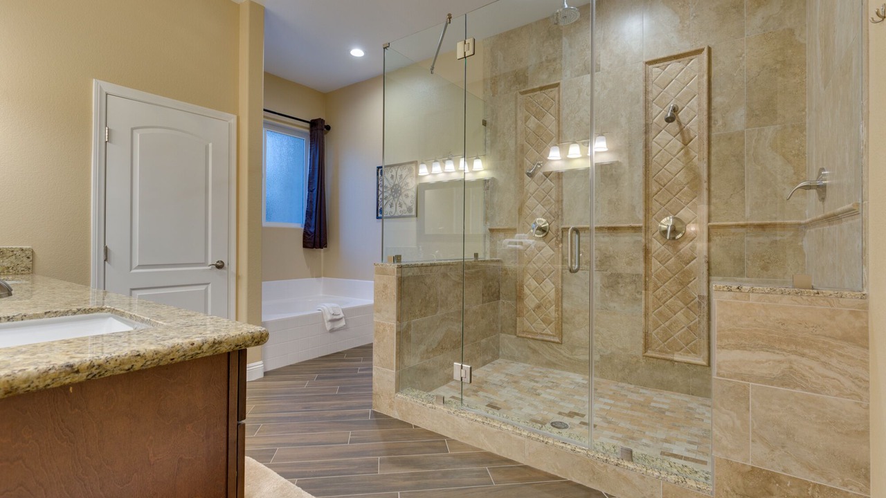 Photo of Bathroom in Royal Crest Rancheros