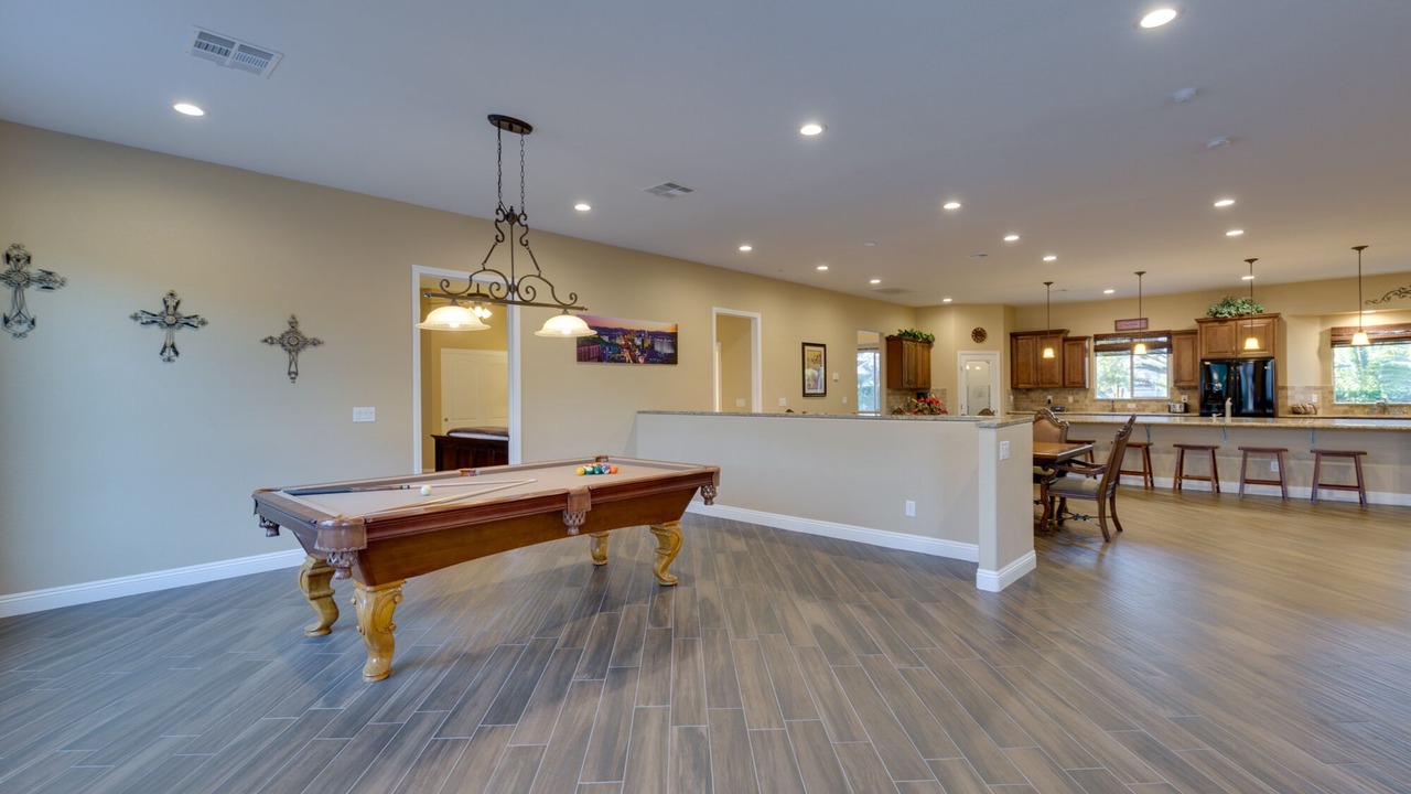 Photo of Outdoor in Royal Crest Rancheros