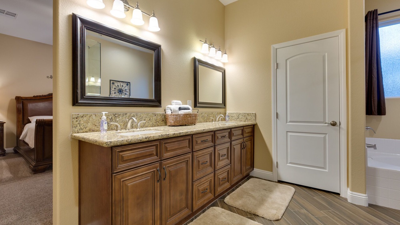 Photo of Bathroom in Royal Crest Rancheros