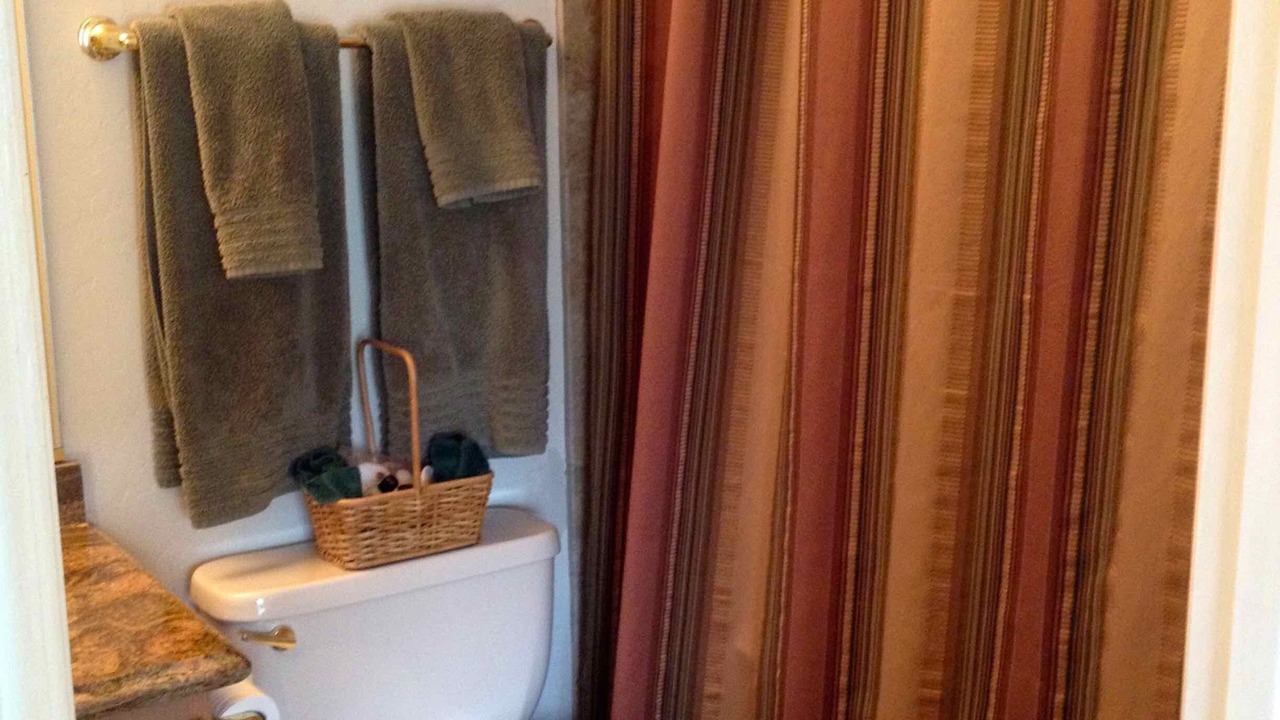 Photo of Bathroom in Rosalie Place