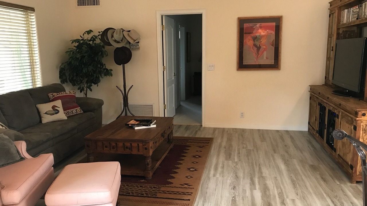 Photo of Livingroom in Rosalie Place