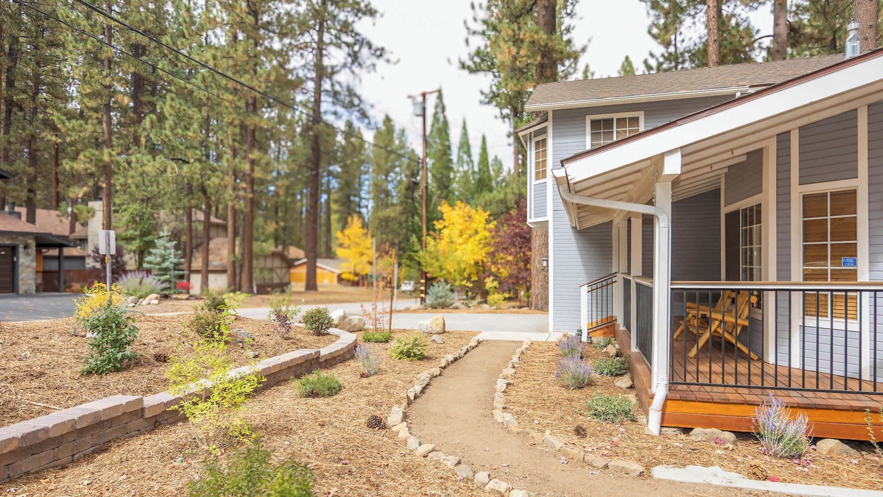 Photo of Outdoor in Summit Estates