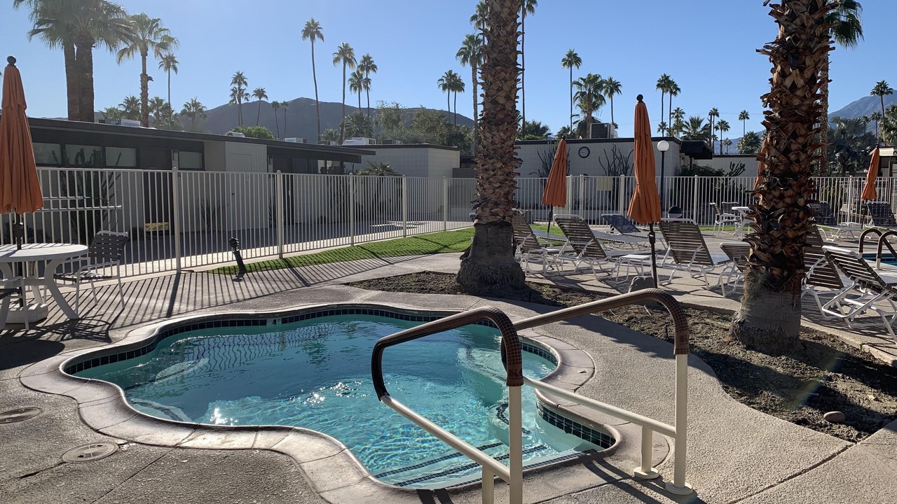 Photo of Others in Twin Palms