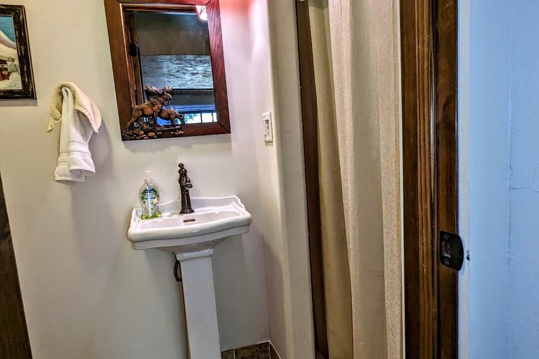 Photo of Bathroom in Big Bear Lake