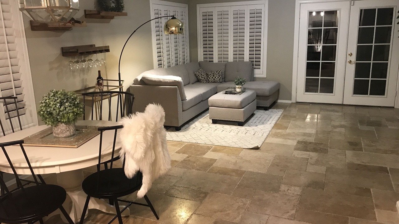 Photo of Livingroom in Desert Ridge