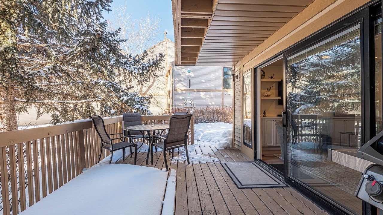 Photo of Outdoor in Park Meadows