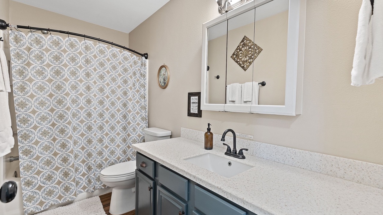 Photo of Bathroom in Mountainaire