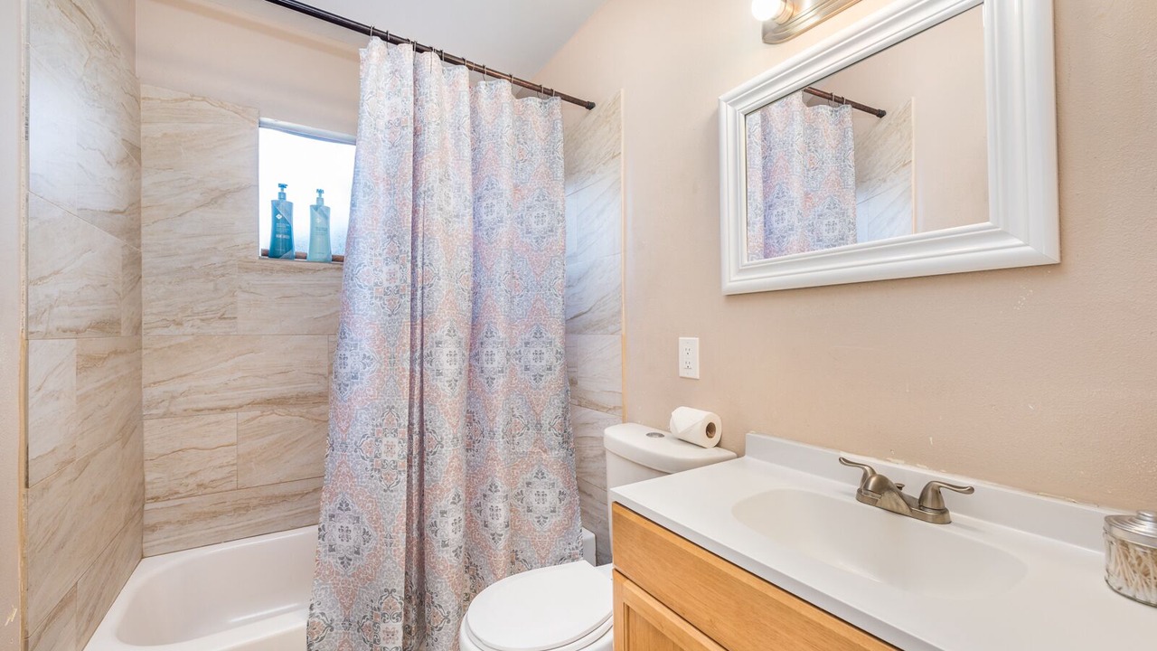 Photo of Bathroom in Rancho Oakey
