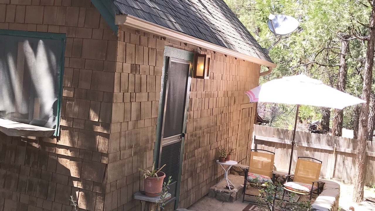 Photo of Patio Balcony in Idyllwild