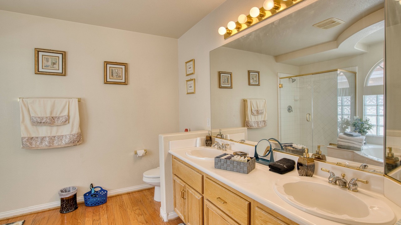 Photo of Bathroom in Enterprise