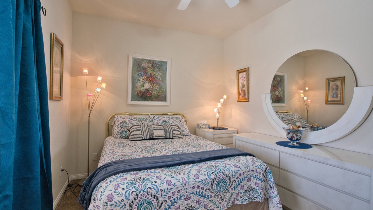 Photo of Bedroom in Enterprise