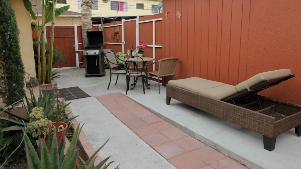 Photo of Outdoor in Mid City