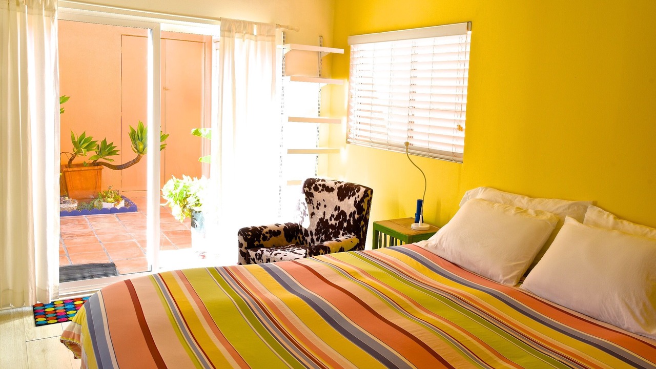 Photo of Others in Hollywood Hills