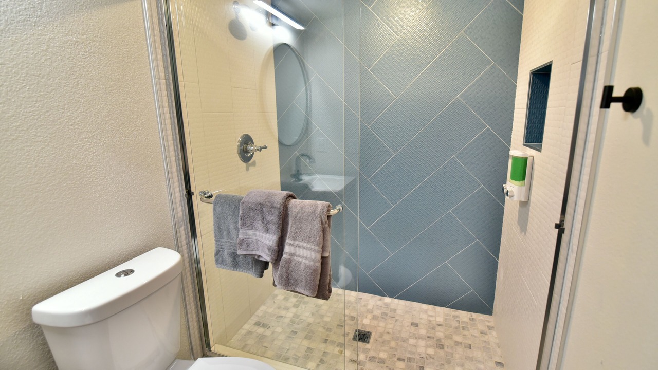 Photo of Bathroom in Summerlin South