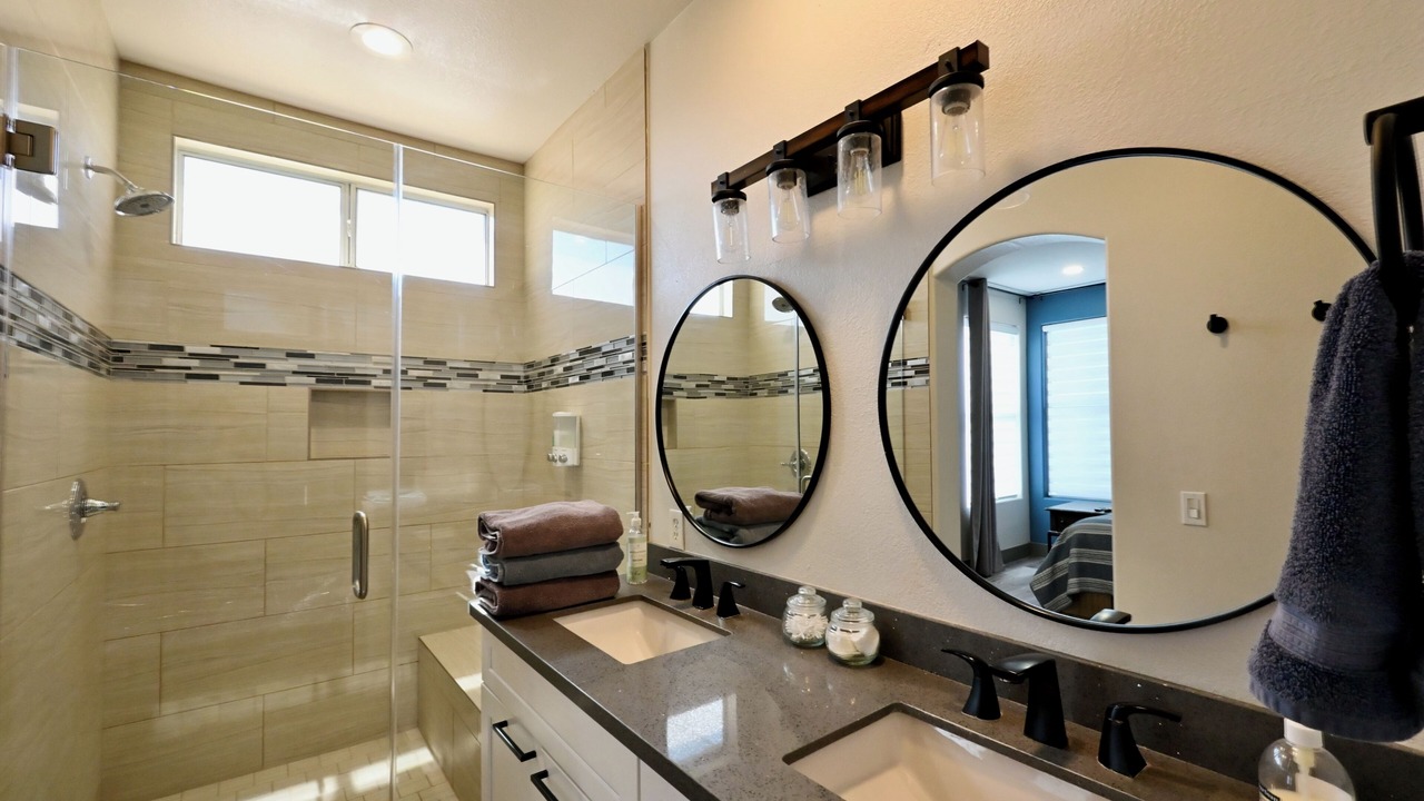 Photo of Bathroom in Summerlin South