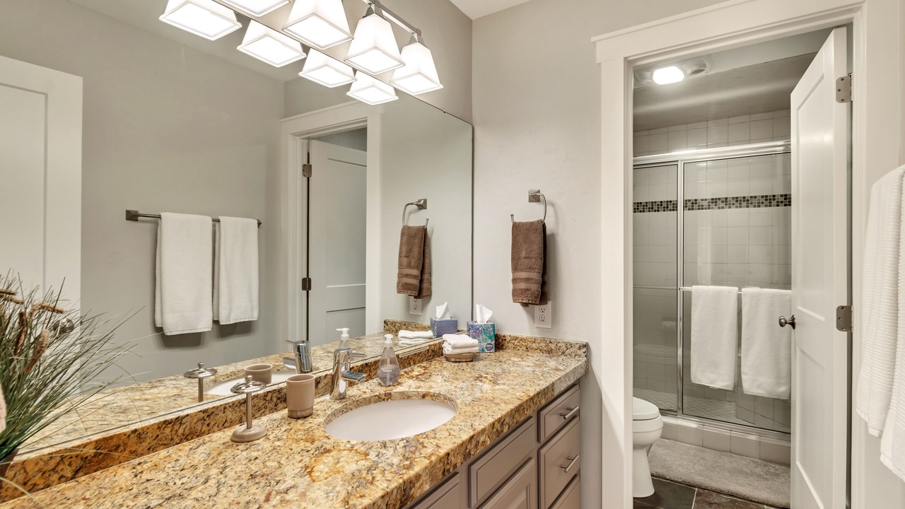Photo of Bathroom in Cottonwood Heights