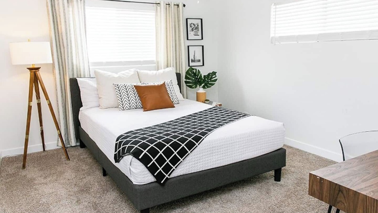 Photo of Bedroom in New Papago Parkway