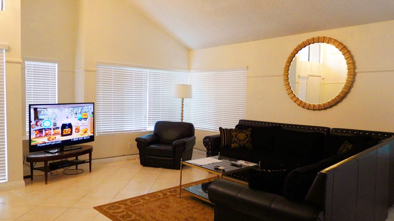 Photo of Livingroom in Spring Valley