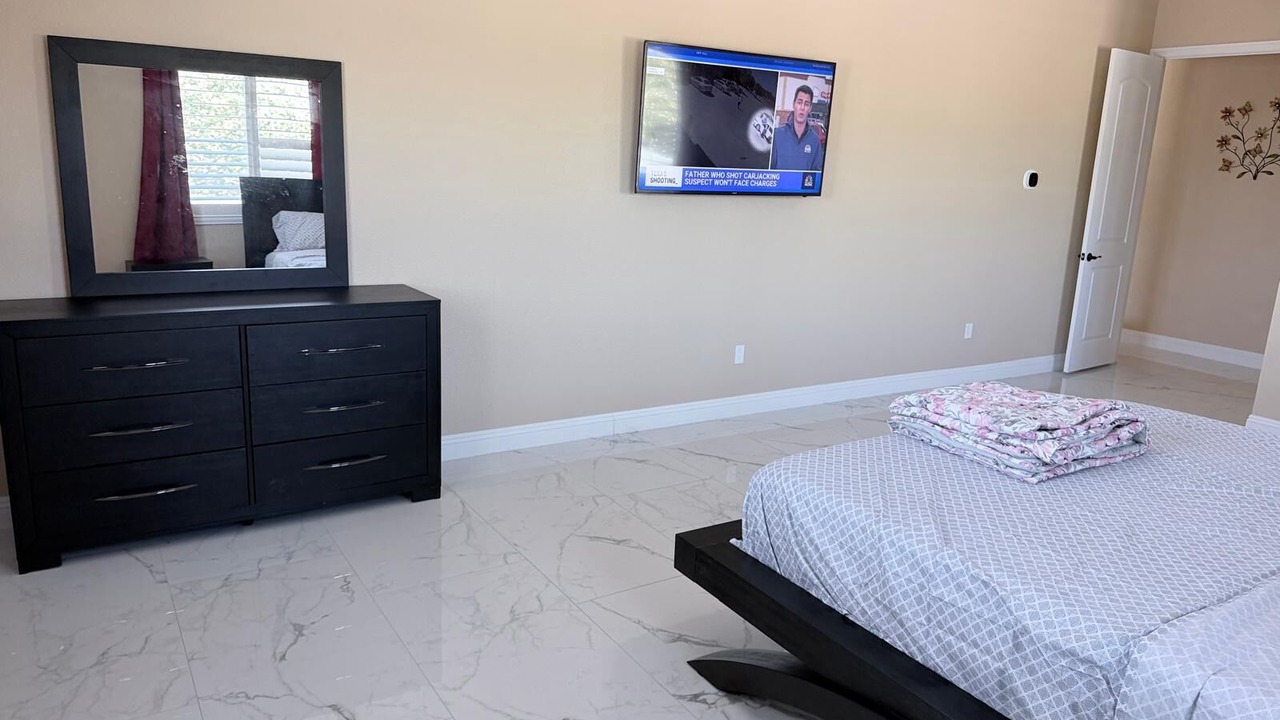 Photo of Bedroom in Enterprise