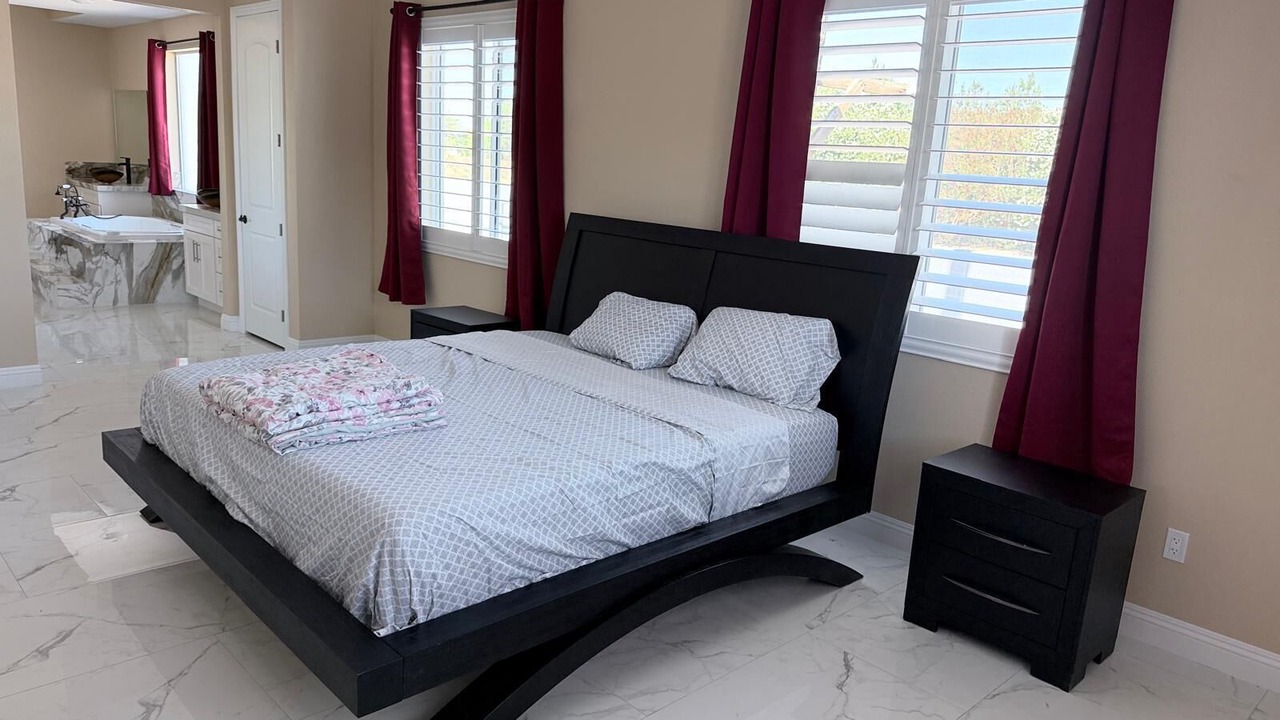 Photo of Bedroom in Enterprise
