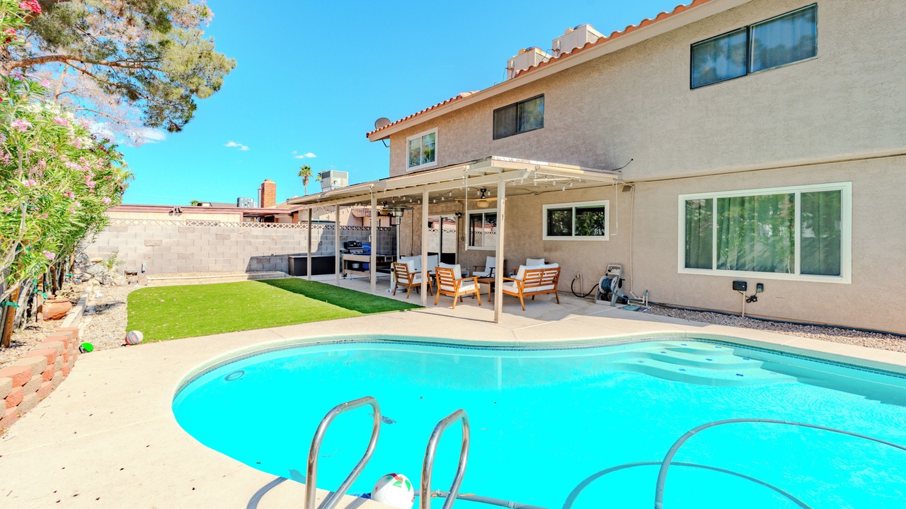 Photo of Outdoor in Green Valley North