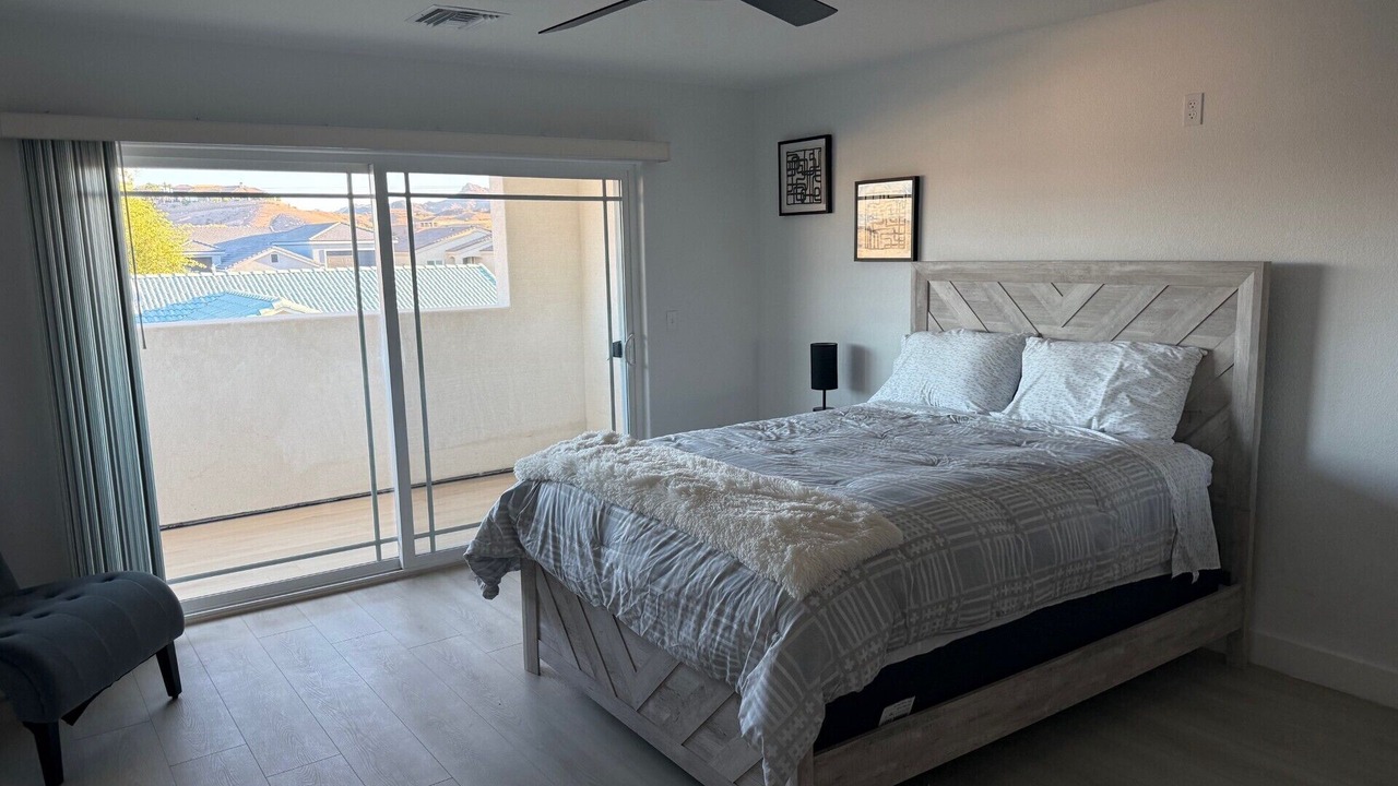 Photo of Bedroom in Sunridge Estates