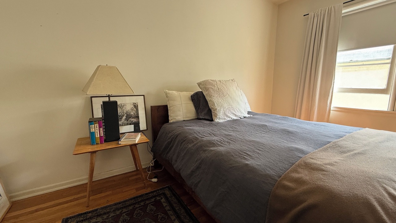 Photo of Bedroom in Sawtelle