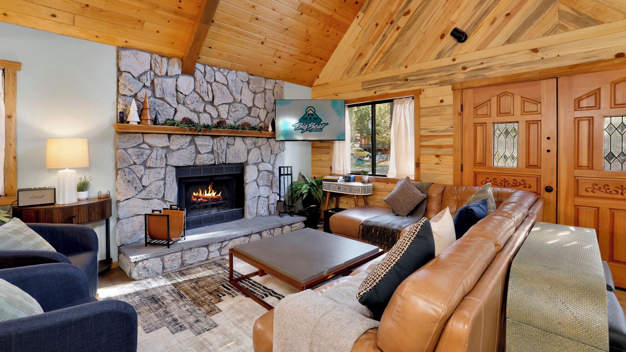 Photo of Livingroom in Fox Farm