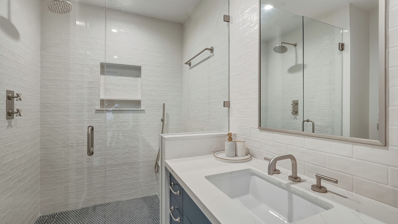 Photo of Bathroom in Hermosa Beach
