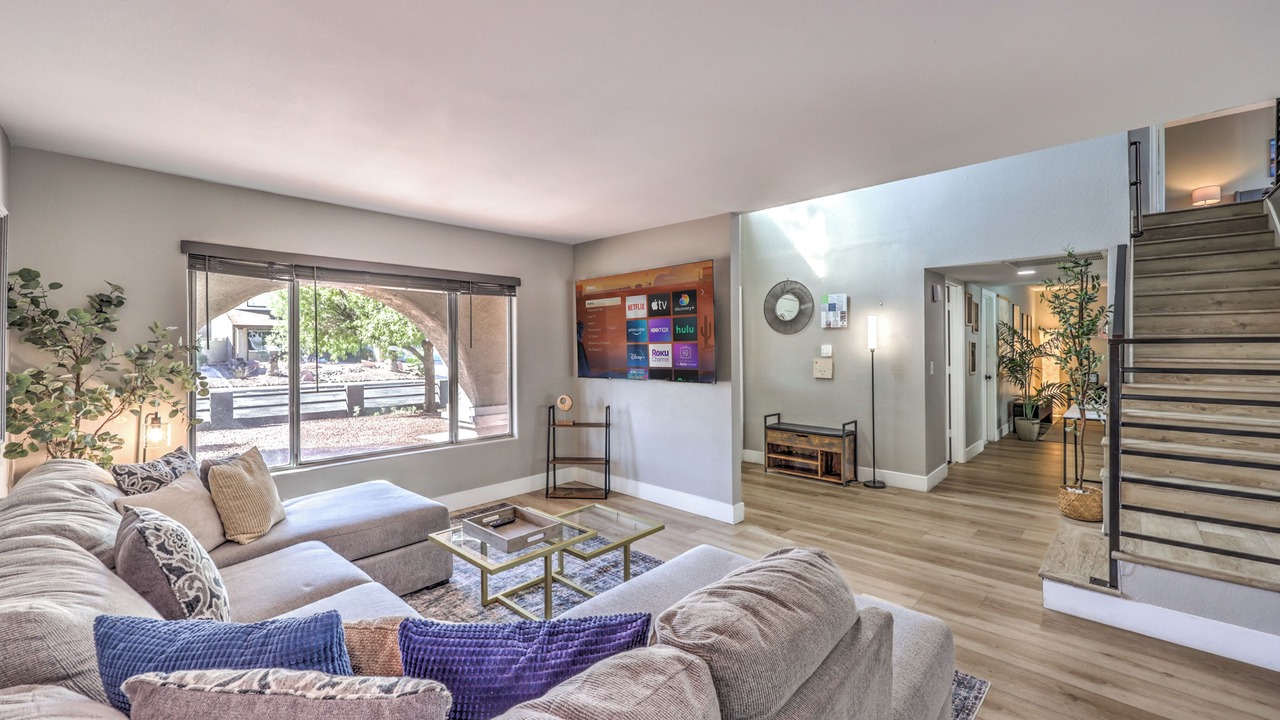 Photo of Livingroom in Chinatown