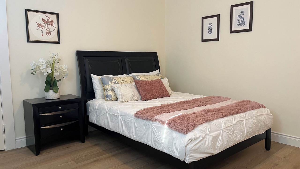 Photo of Bedroom in Mid Central