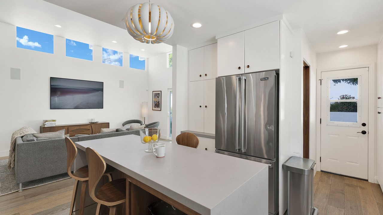 Photo of Kitchen in Woodland Hills