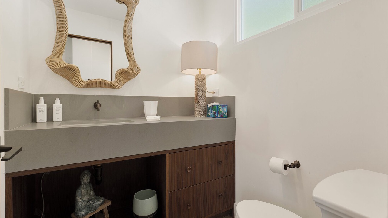 Photo of Bathroom in Woodland Hills