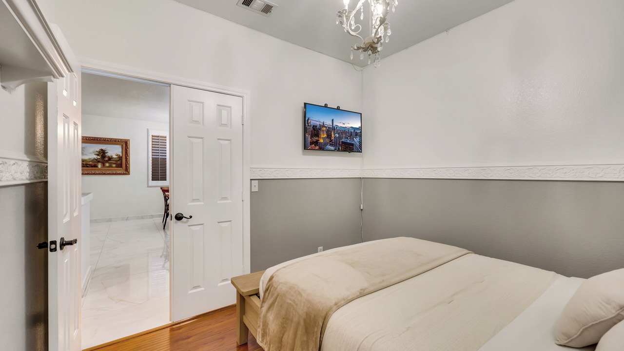 Photo of Bedroom in Spring Valley