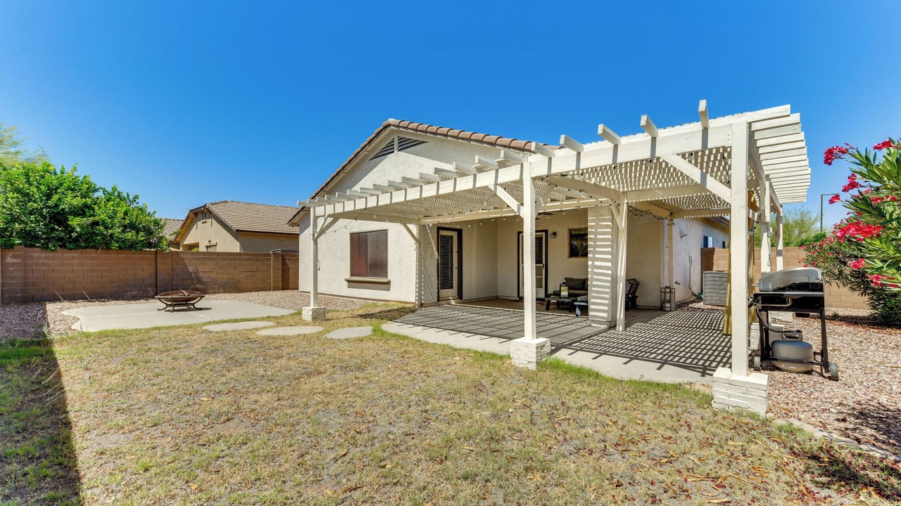 Photo of Patio Balcony in Anthem at Merrill Ranch