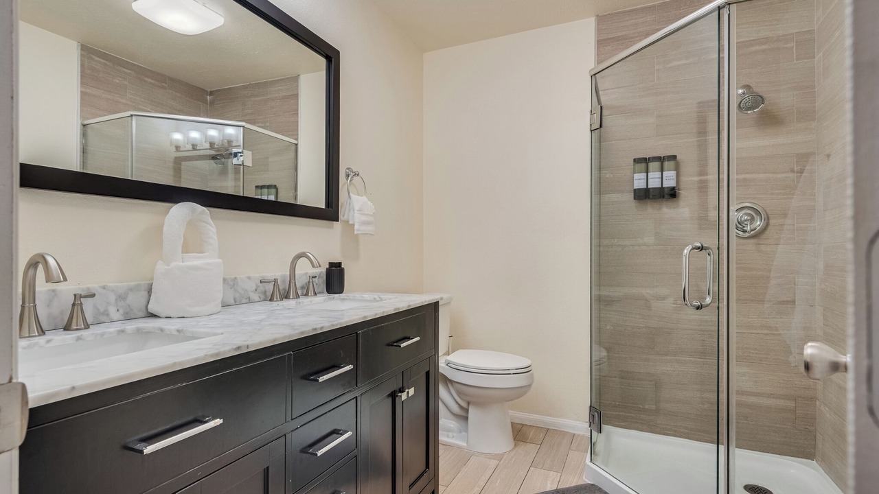 Photo of Bathroom in Chinatown